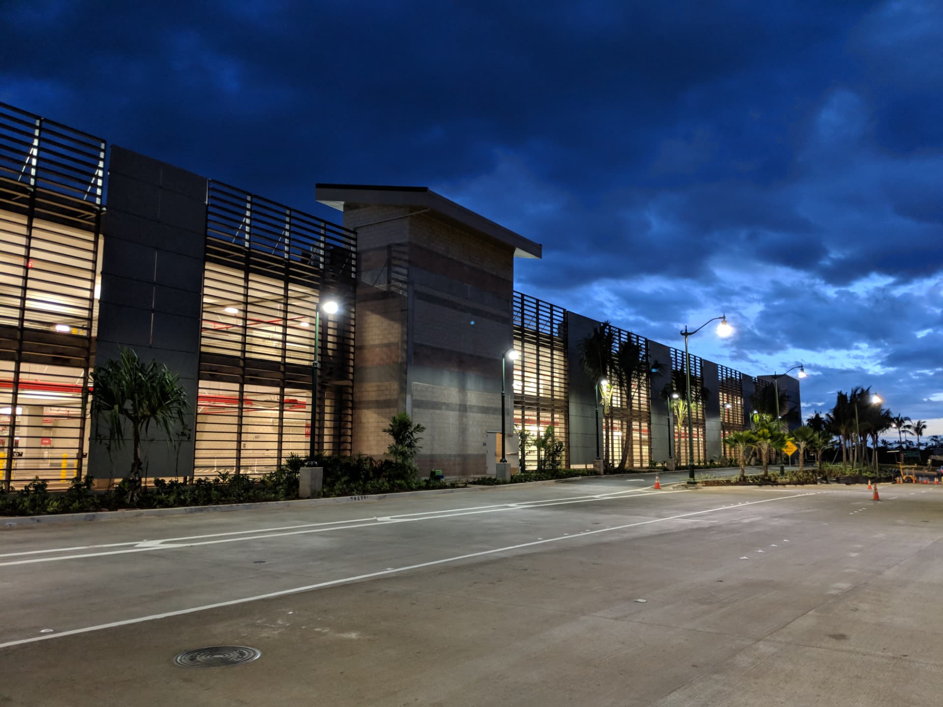 Kahului Airport Consolidated Rent-A-Car Facility - image 5