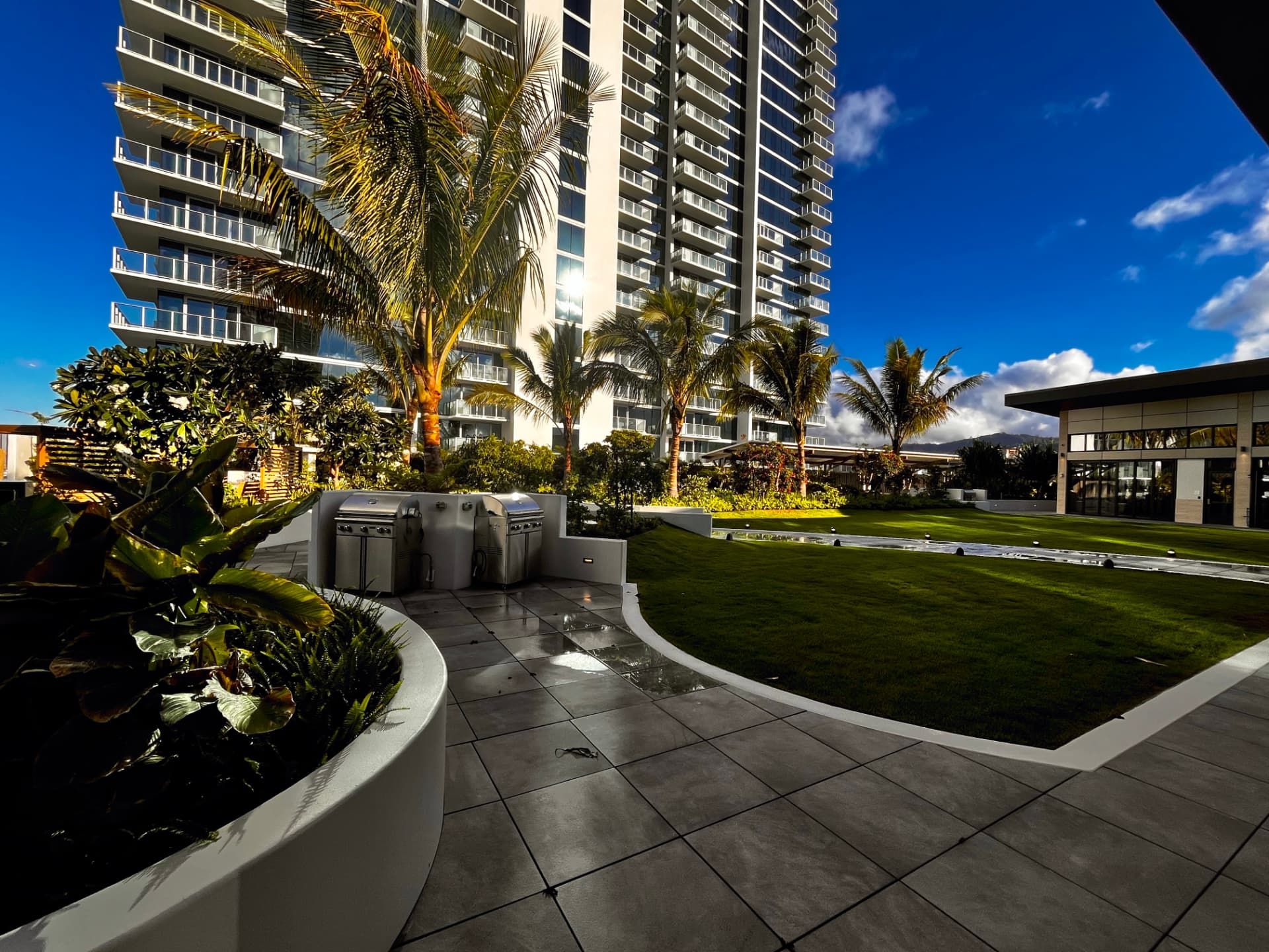 The Park on Keʻeaumoku - image 4