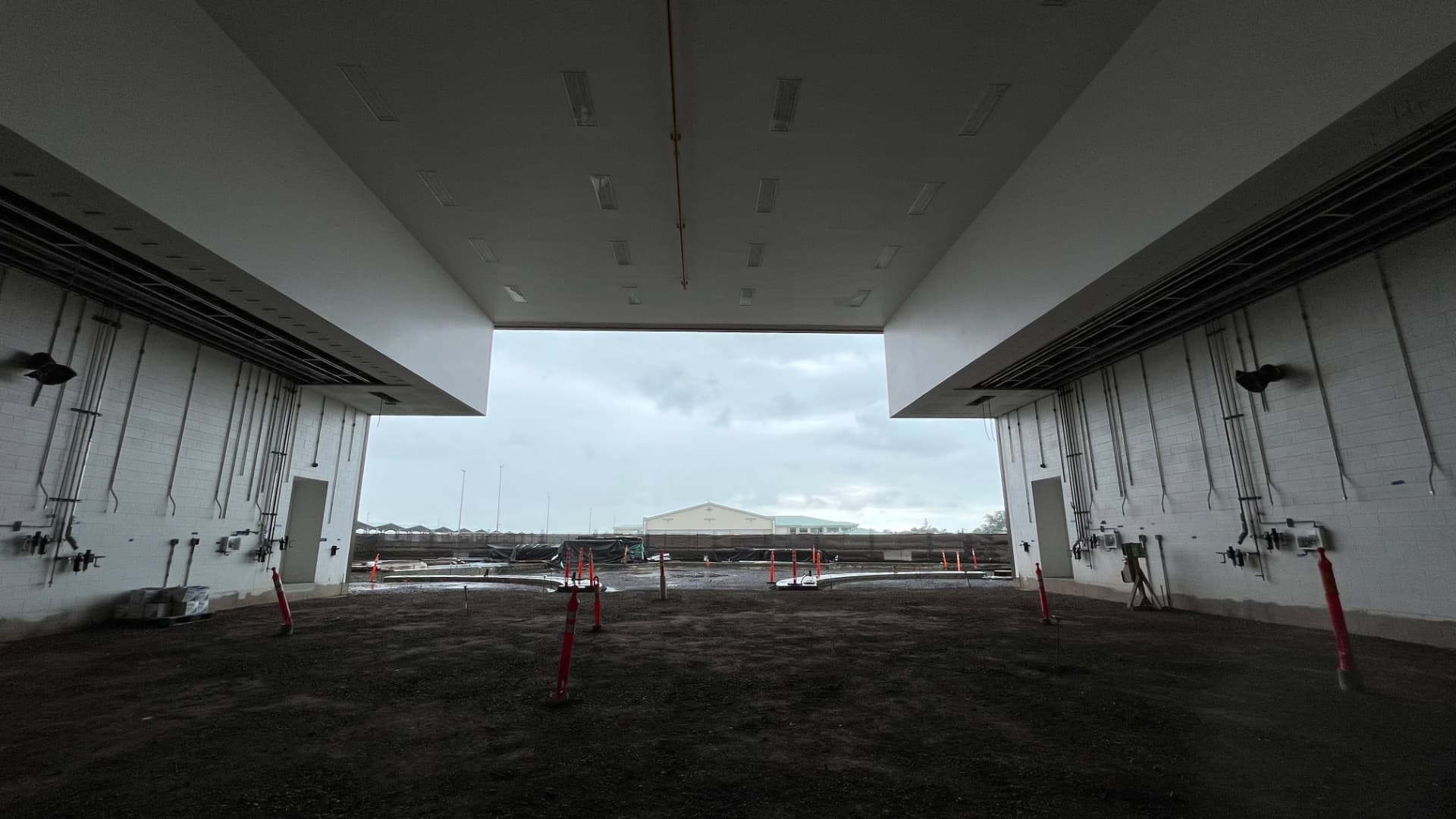 F-22 Hickam Hangar at Joint Base Pearl Harbor-Hickam - image 4